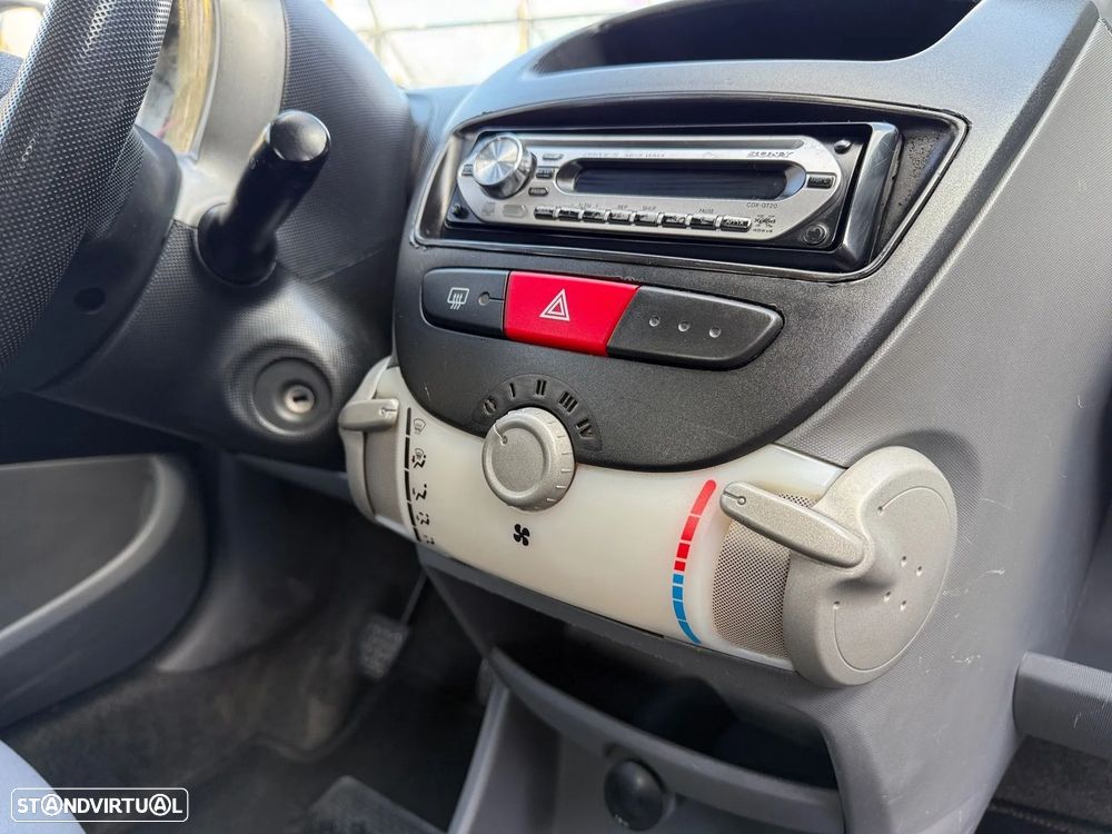 Peugeot 107 1.0 Style - 15