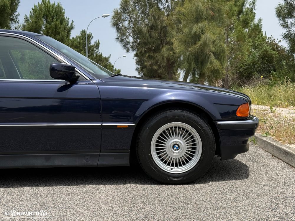 BMW 730 - 13