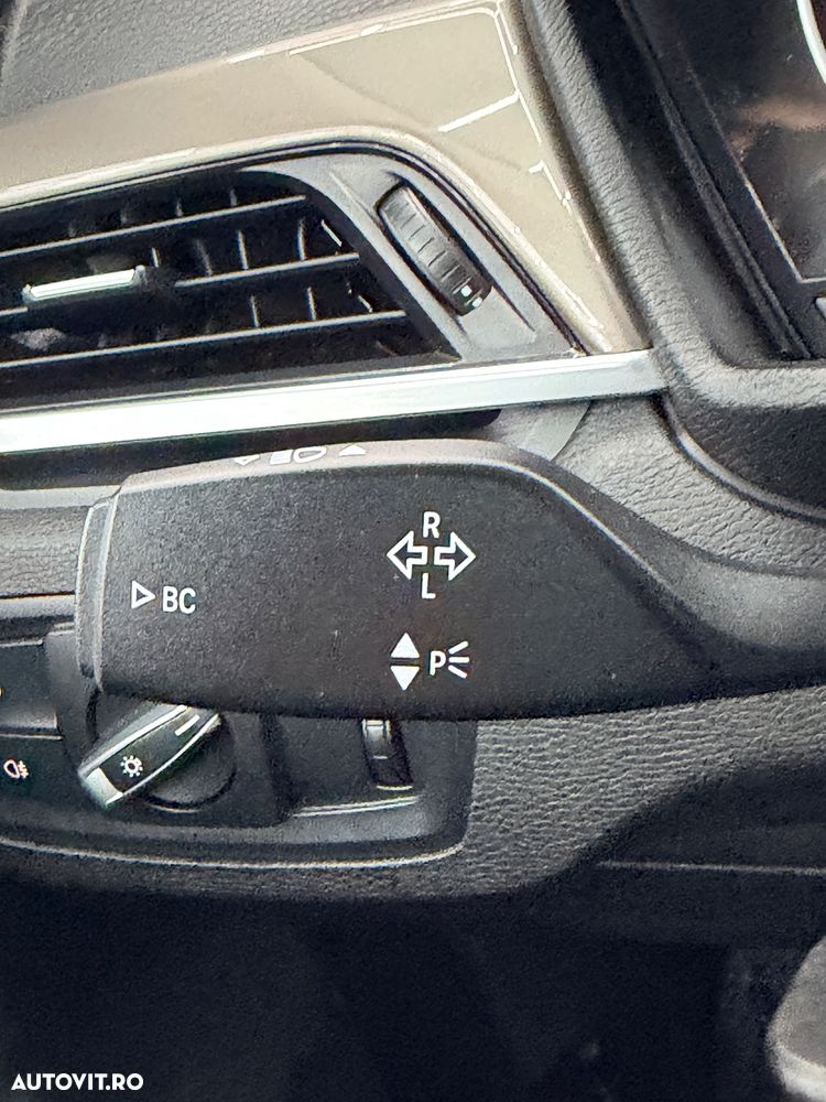 BMW X1 sDrive16d Advantage - 34