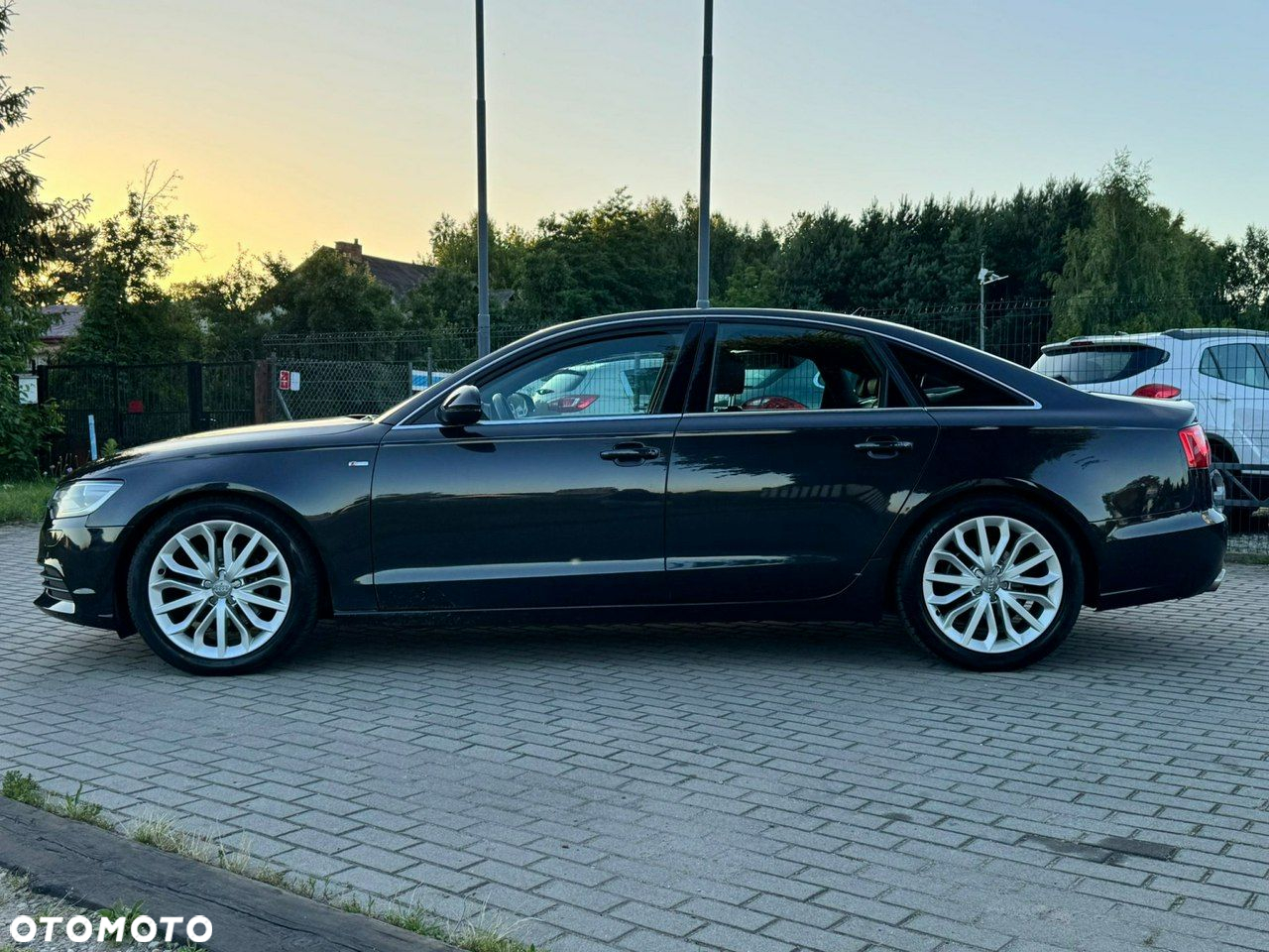 Audi A6 - 12