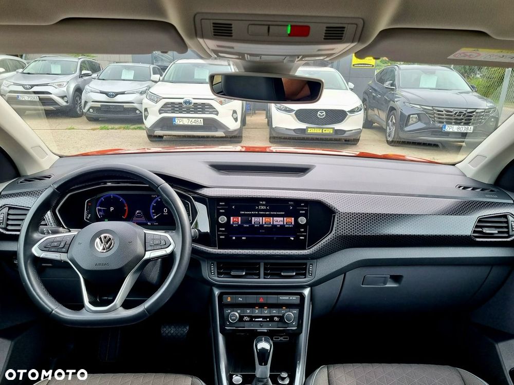 Volkswagen T-Cross 1.6 TDI SCR DSG Style - 17