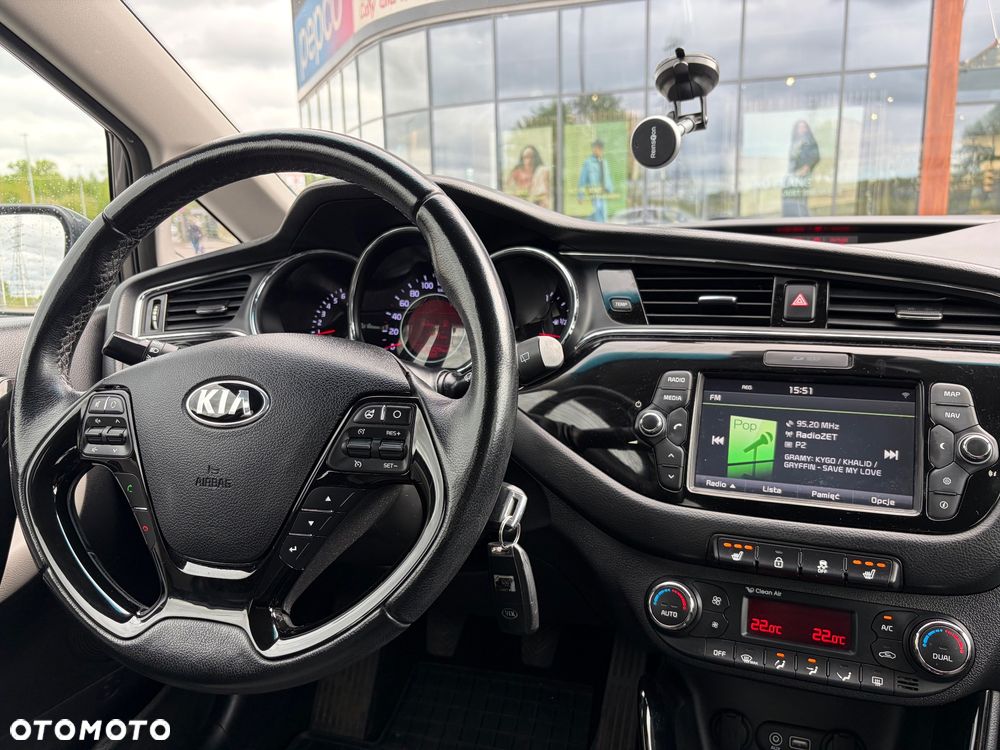 Kia Ceed - 14