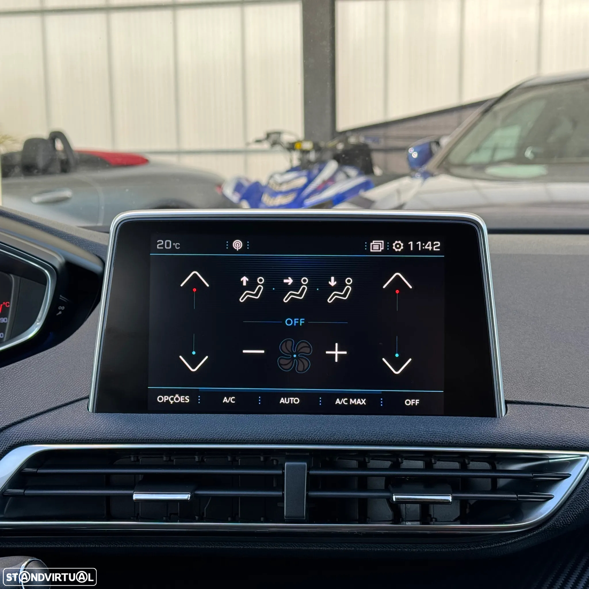 Peugeot 3008 1.6 BlueHDi Style EAT6 - 33