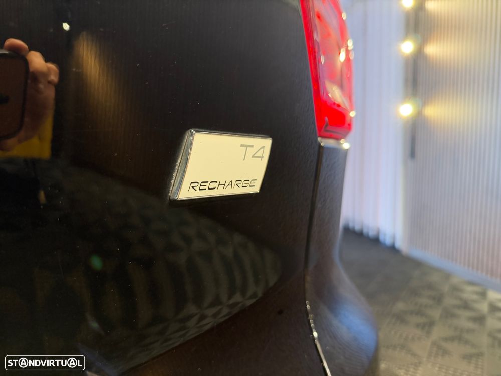 Volvo XC 40 T4 Recharge DKG Ultimate Bright - 13