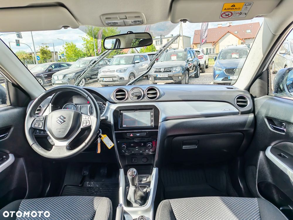 Suzuki Vitara 1.6 Comfort 4WD - 17
