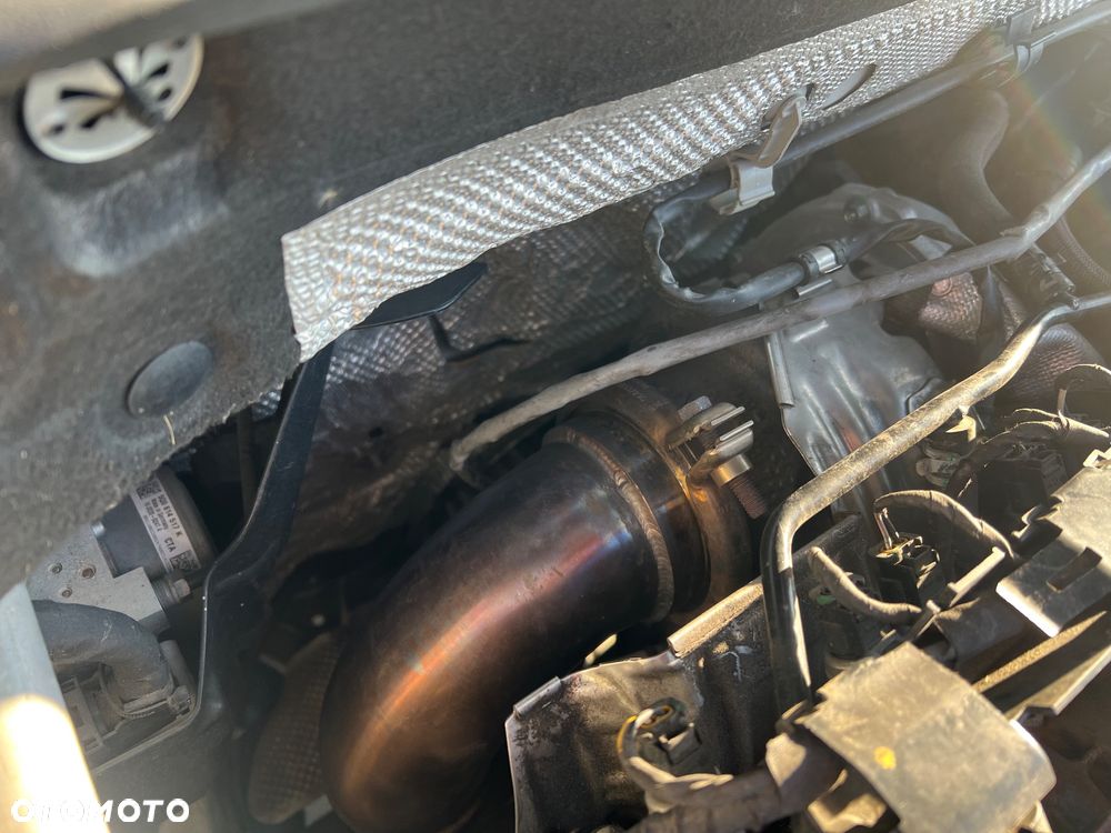 Volkswagen Golf - 25