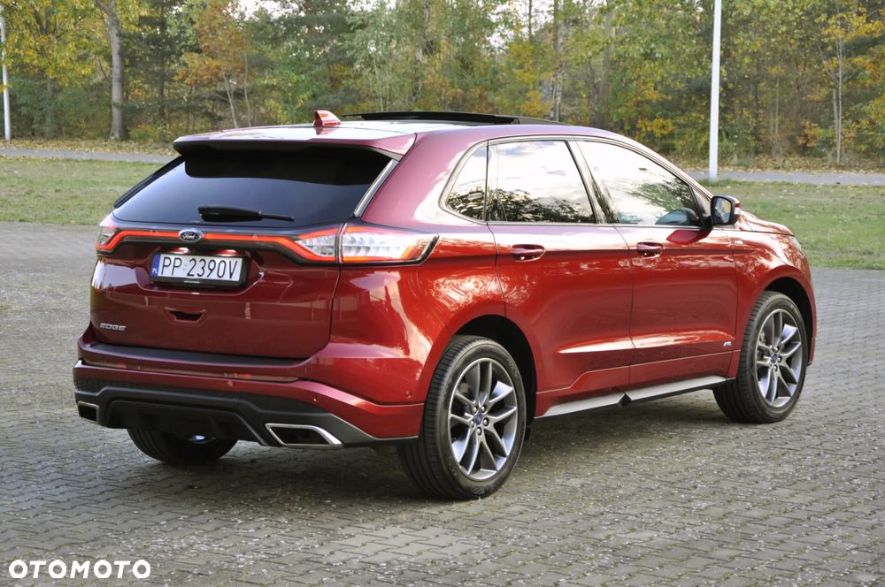 Ford Edge 2.0 TDCi Bi-Turbo 4x4 ST-LINE - 12