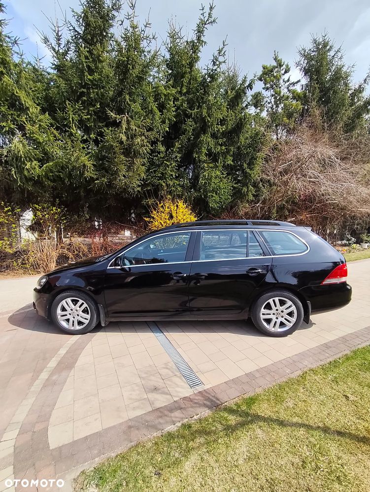 Volkswagen Golf Variant 1.6 TDI Highline - 4