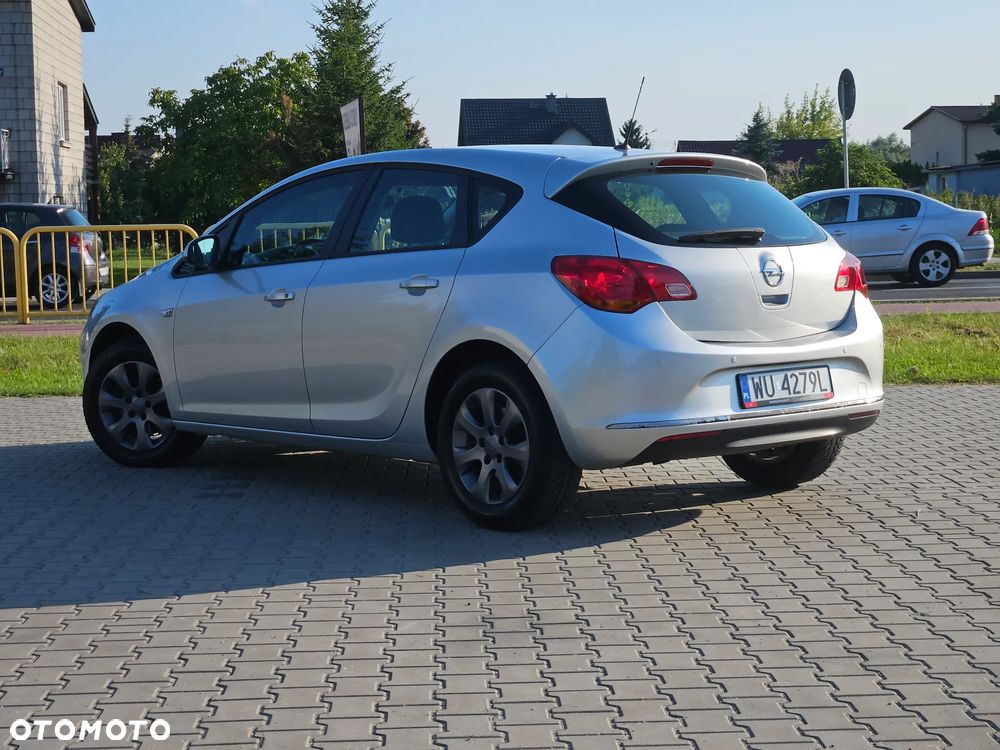 Opel Astra 1.6 CDTI Enjoy - 6