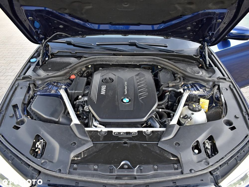 BMW Seria 5 540d xDrive M Sport sport - 29