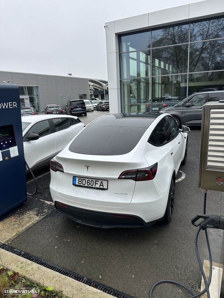 Tesla Model Y Long Range Tração Integral - 3