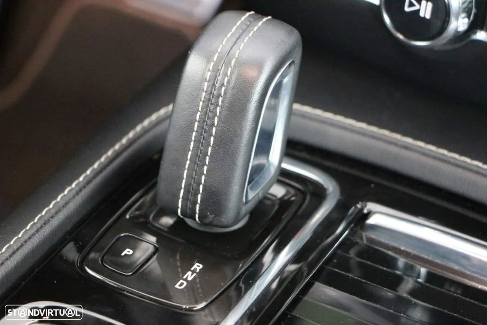 Volvo V60 2.0 T6 AWD TE R-Design - 8