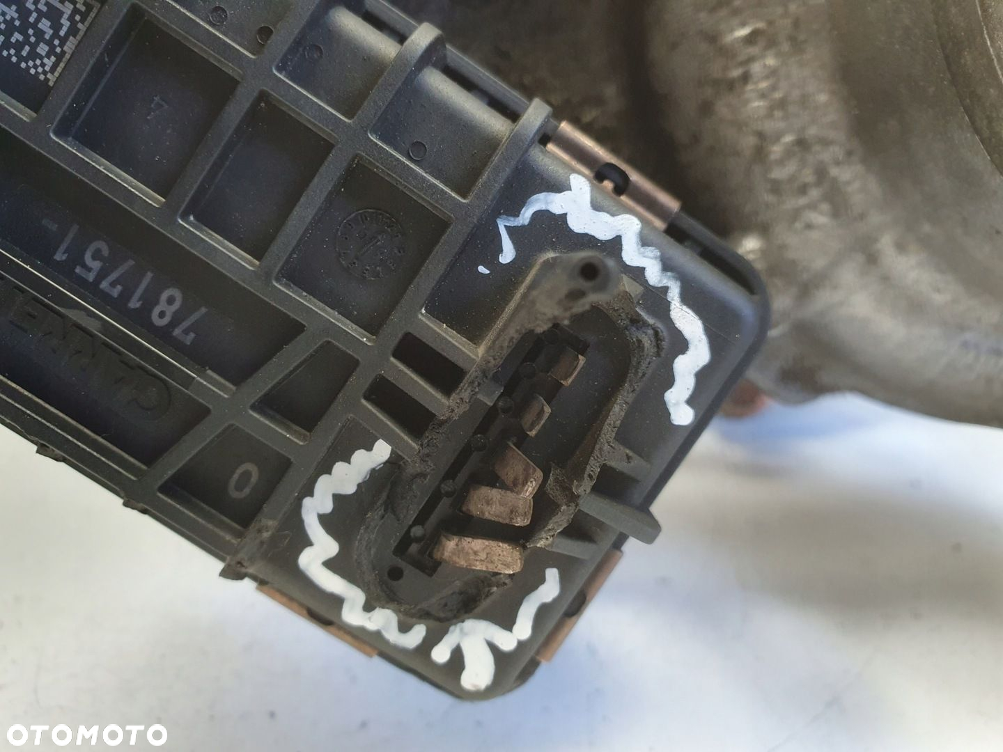 BMW E87 E90 E91 2.0 D N47 TURBOSPRĘŻARKA turbo 7810189C - 2