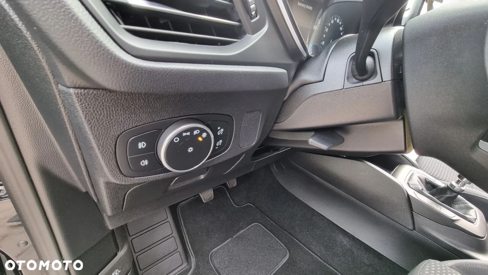 Ford Focus 1.0 EcoBoost 99g Titanium - 25