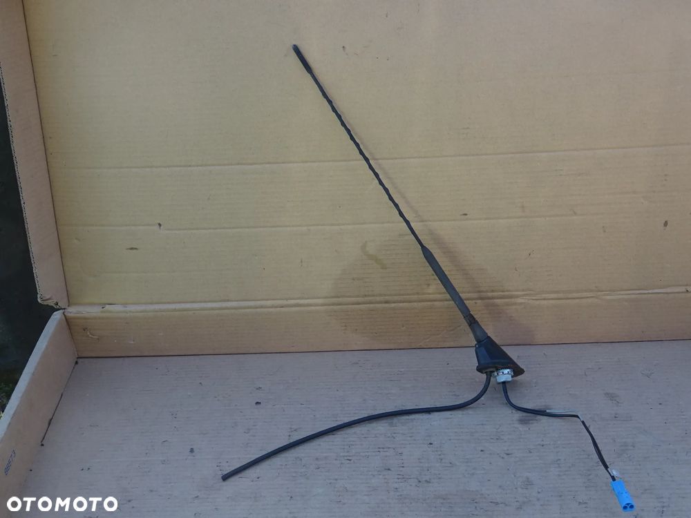 ANTENA DACHOWA DO RADIA WZMACNIACZ SPRYSKIWACZ OPEL VECTRA C HB GTS - 1