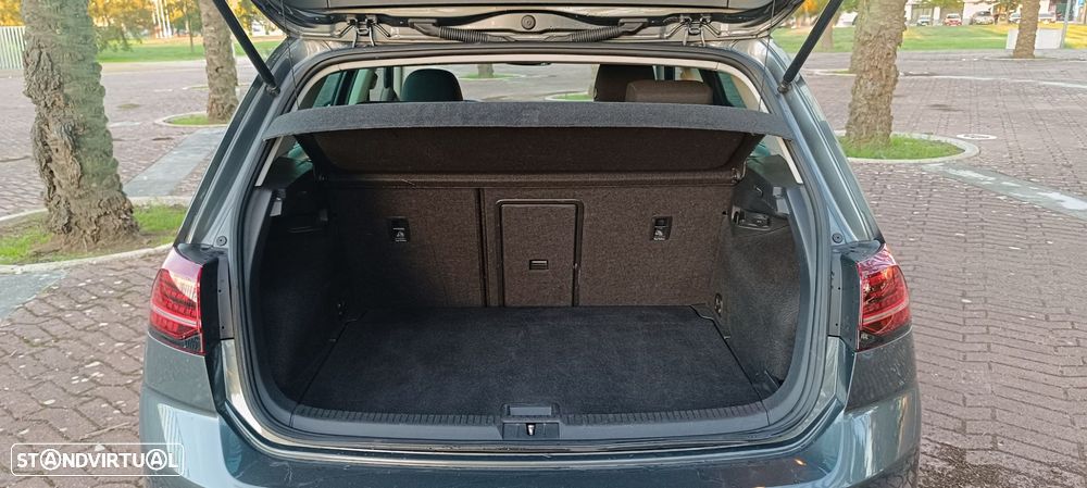 VW e-Golf AC/DC - 22