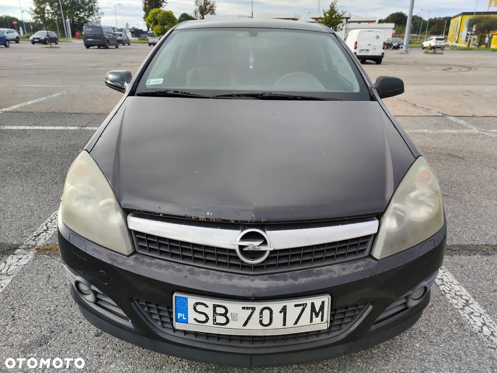Opel Astra III GTC 1.6 Cosmo - 8