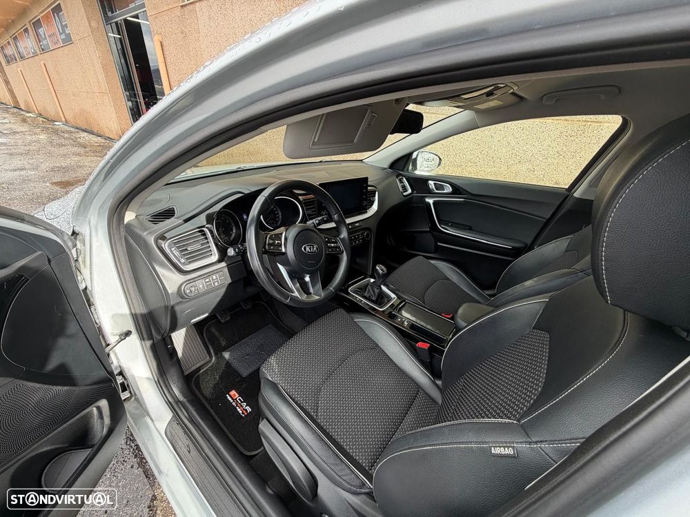 Kia Ceed SW 1.0 T-GDI Sport - 7