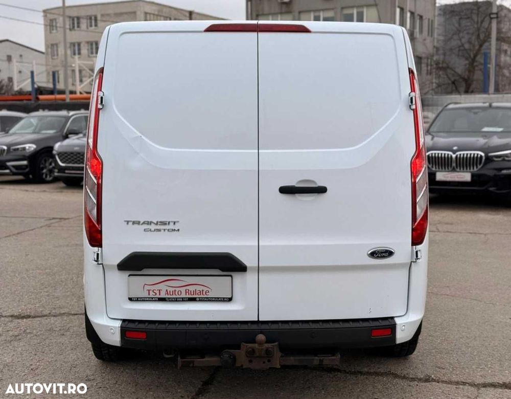 Ford TRANSIT CUSTOM - 7