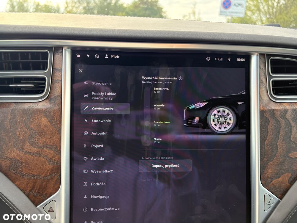 Tesla Model S - 29