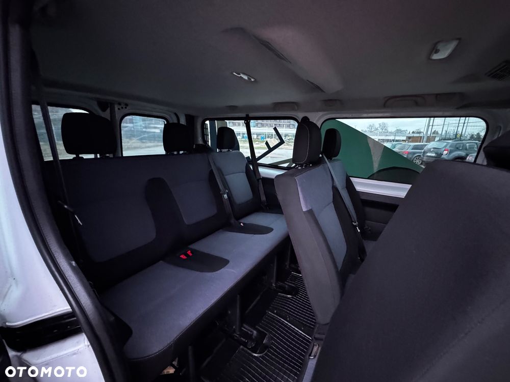 Opel Vivaro - 9