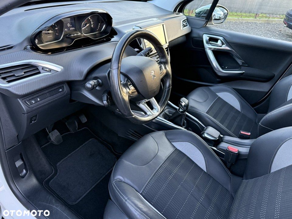 Peugeot 2008 120 VTI Allure - 17