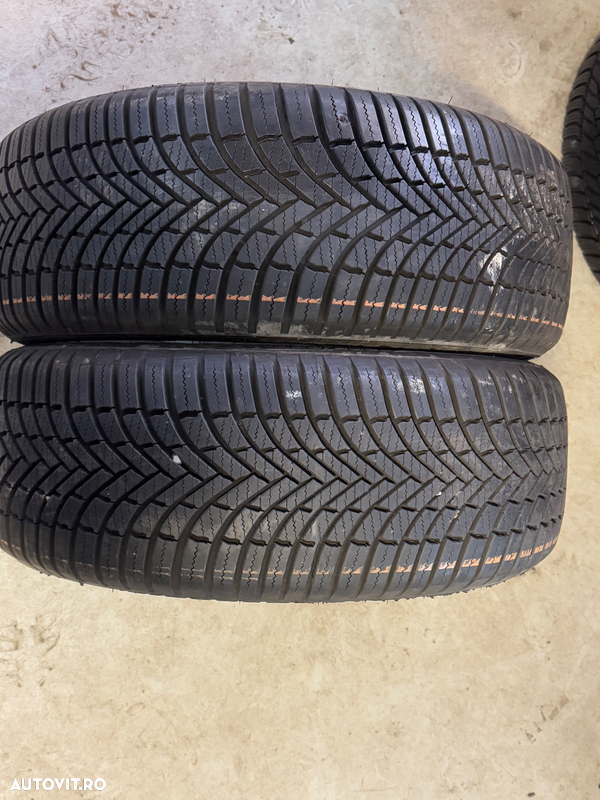 Vând 2 anvelope 205/55/17 Firestone allseason ca noi