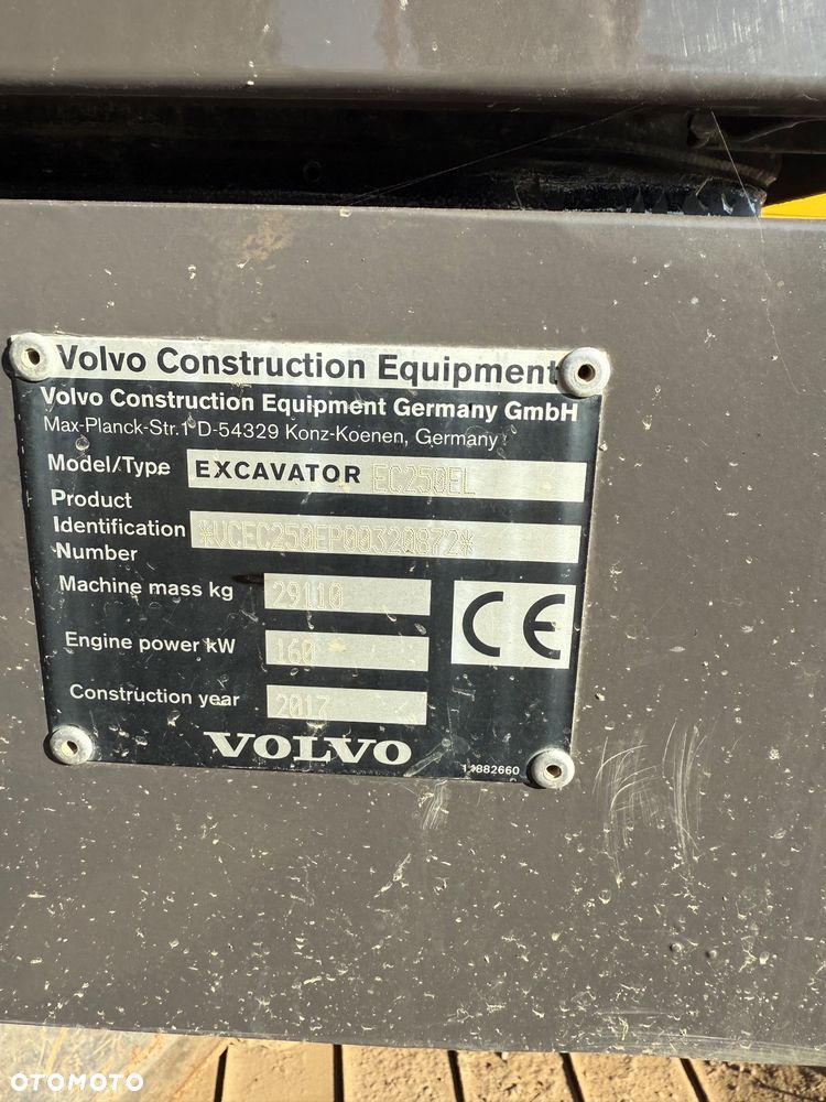 Volvo EC250EL - 27