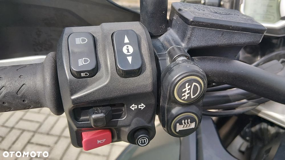 Triumph Tiger - 16