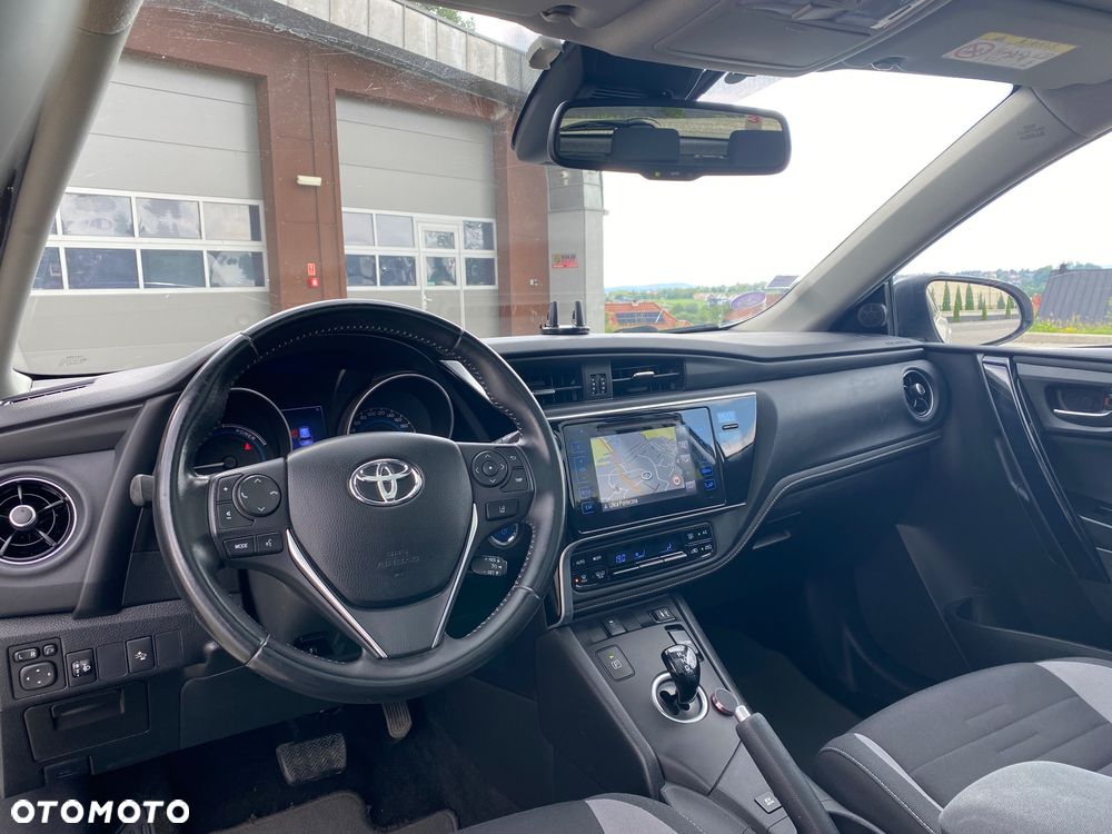 Toyota Auris 1.8 Executive - 18