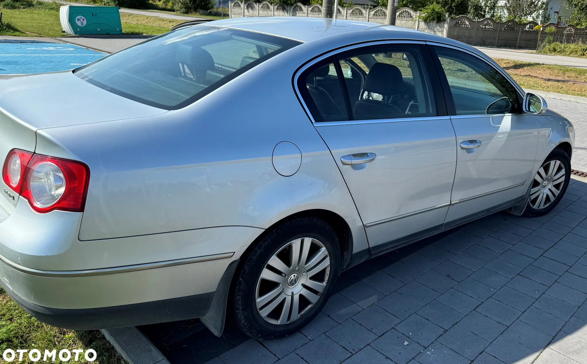 Volkswagen Passat 2.0 TDI Highline DSG - 2