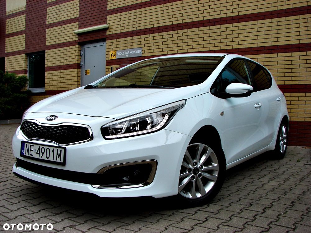 Kia Ceed 1.4 CVVT Dream Team Edition - 9