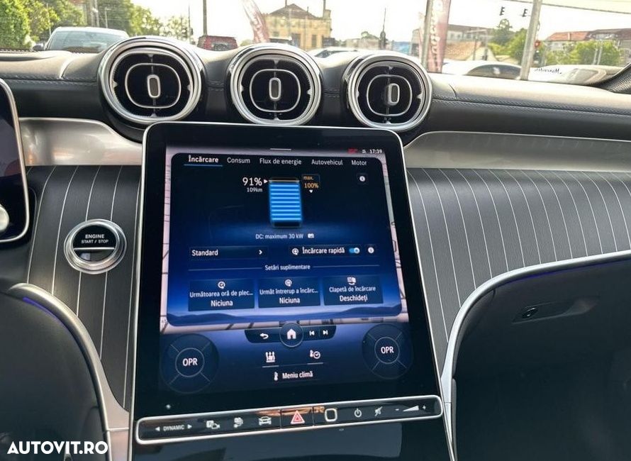 Mercedes-Benz GLC 300 e 4Matic 9G-TRONIC AMG Line Advanced - 17