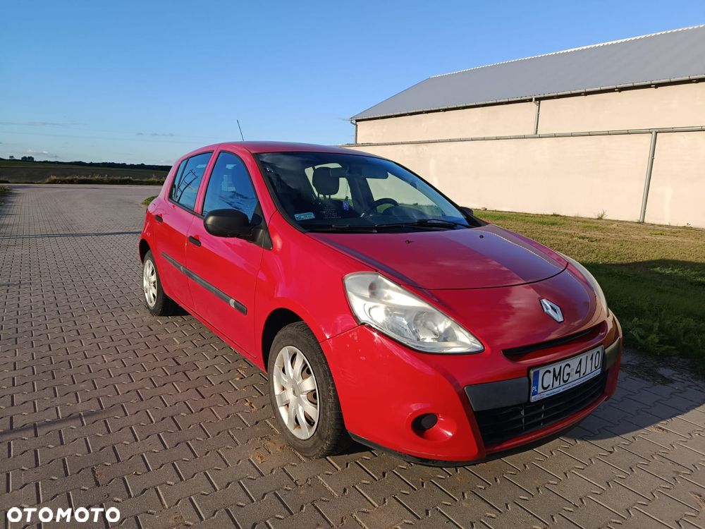 Renault Clio 1.2 16V 75 Yahoo - 17