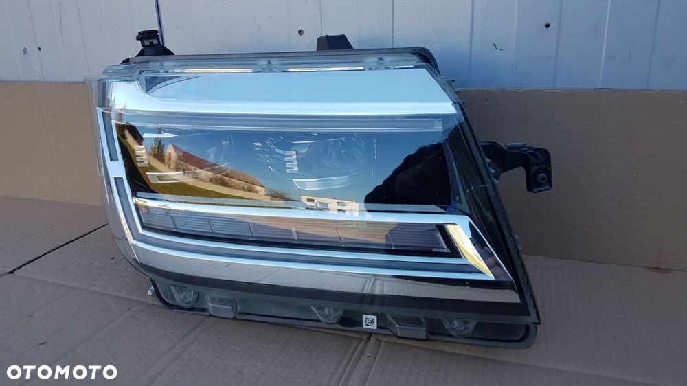 lampa przód prawa vw crafter ii full led 17- 7c1941036f - 2