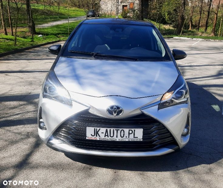 Toyota Yaris 1.5 20th Anniversary CVT - 2