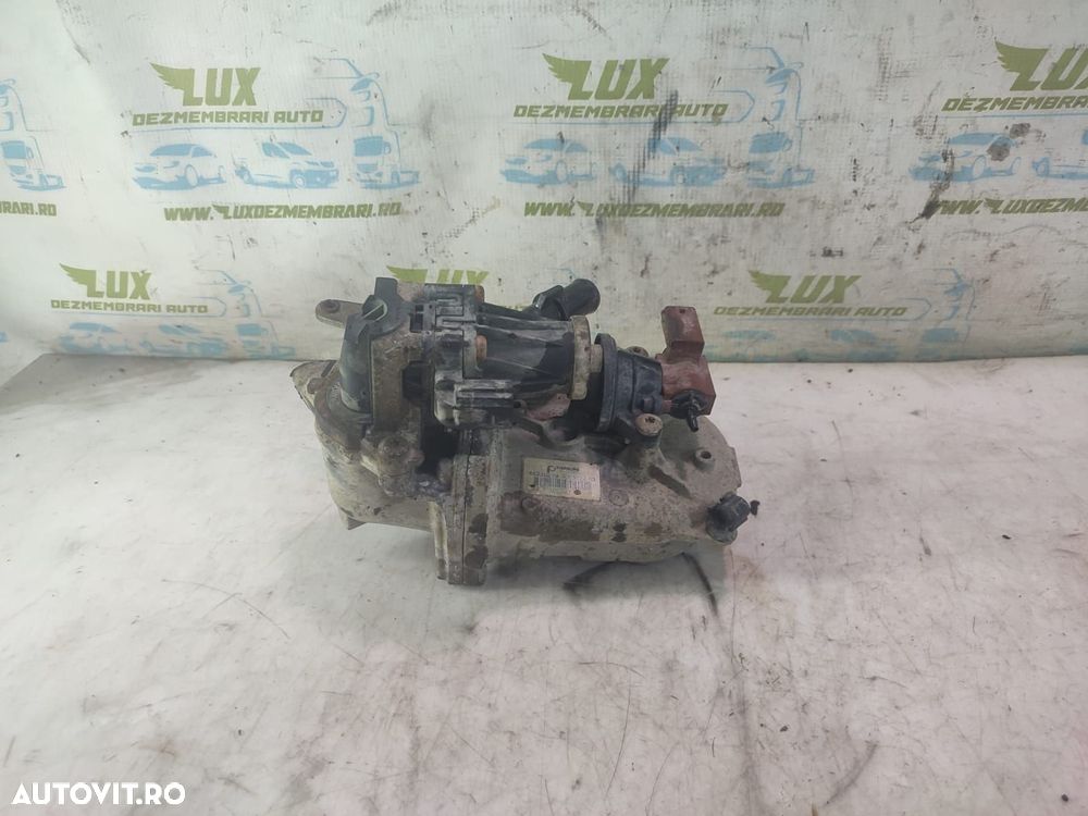 Racitor gaze  egr 55230929   1.3 D 199A9000 Fiat Punto 3 [2005 - 2012 - 3