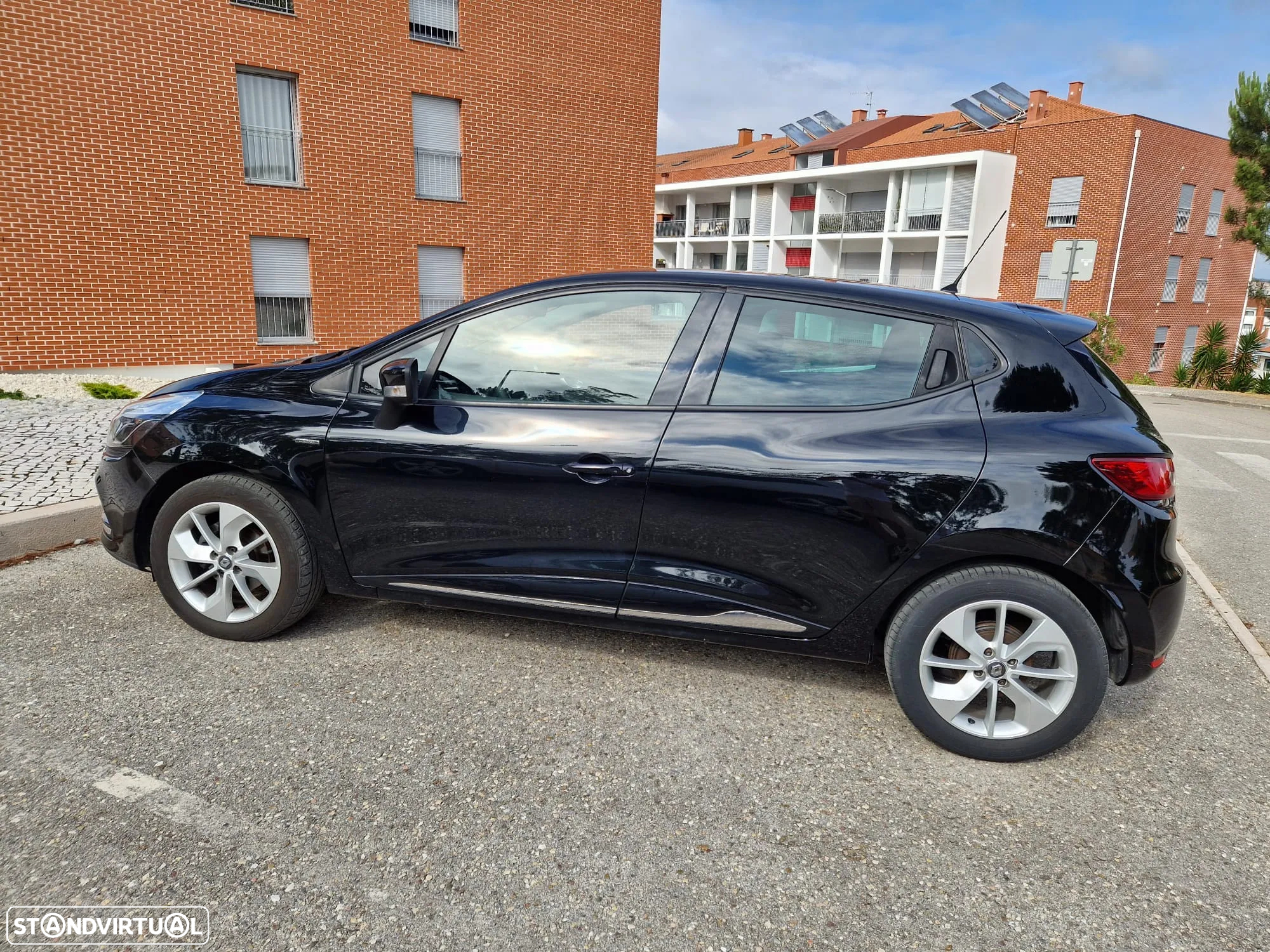 Renault Clio 1.5 dCi Limited - 11