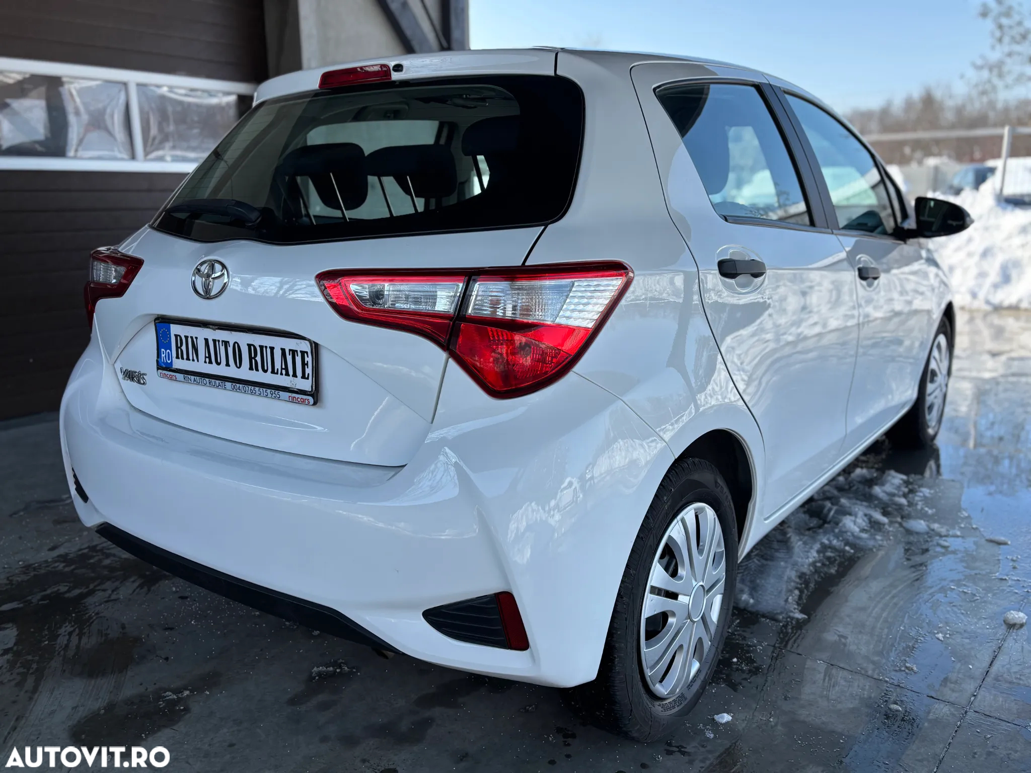 Toyota Yaris 1.0 L VVT-i Terra - 6