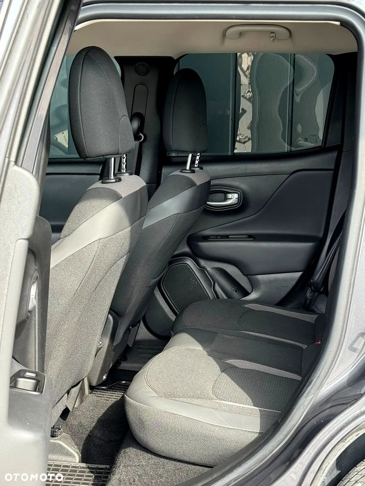 Jeep Renegade 1.5 T4 mHEV Limited FWD S&S DCT - 10