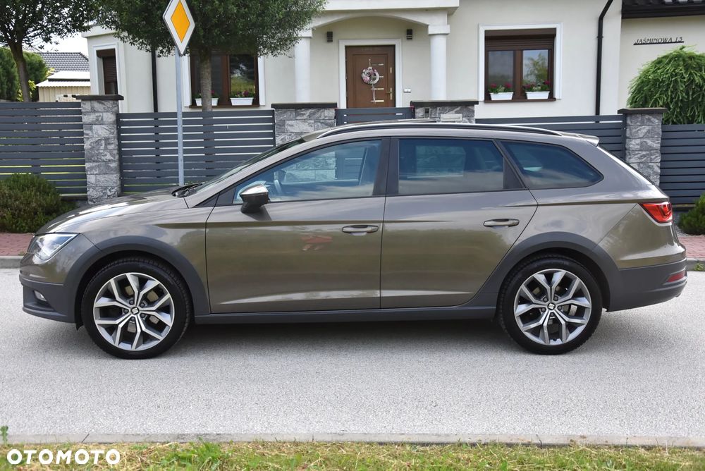 Seat Leon 2.0 TDI DPF Start&Stop DSG XCELLENCE - 6