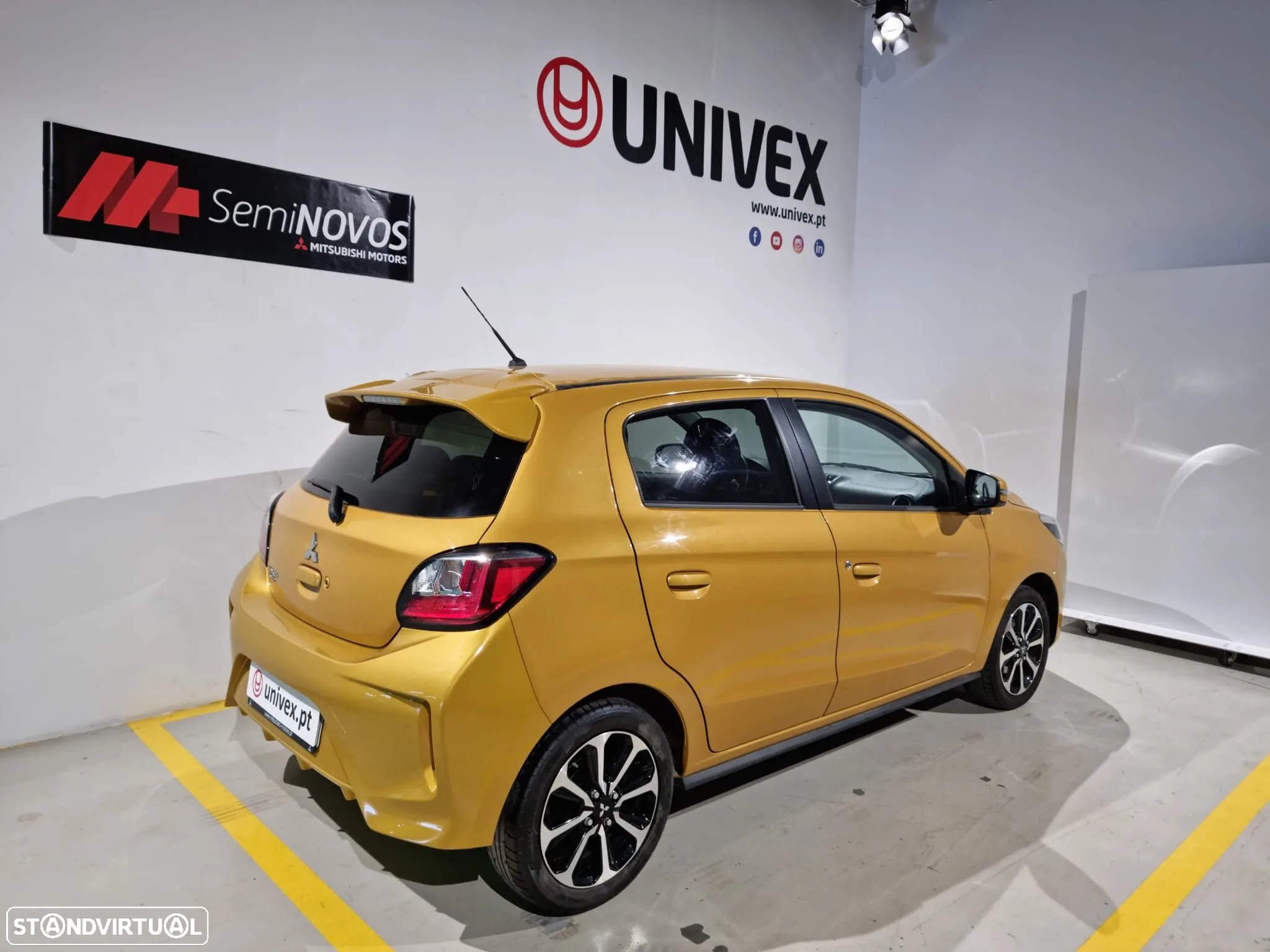 Mitsubishi Space Star 1.2 Intense Connect Edition - 3
