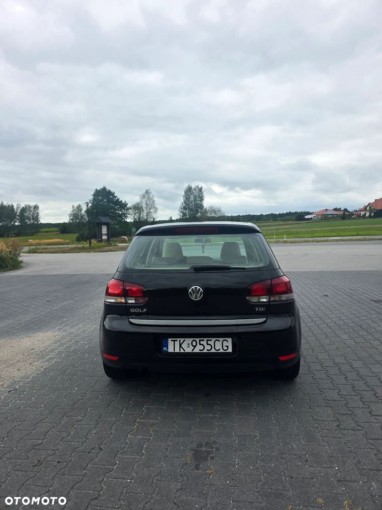 Volkswagen Golf 1.6 TDI Highline DSG - 5