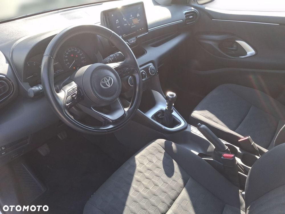 Toyota Yaris 1.5 Comfort - 10