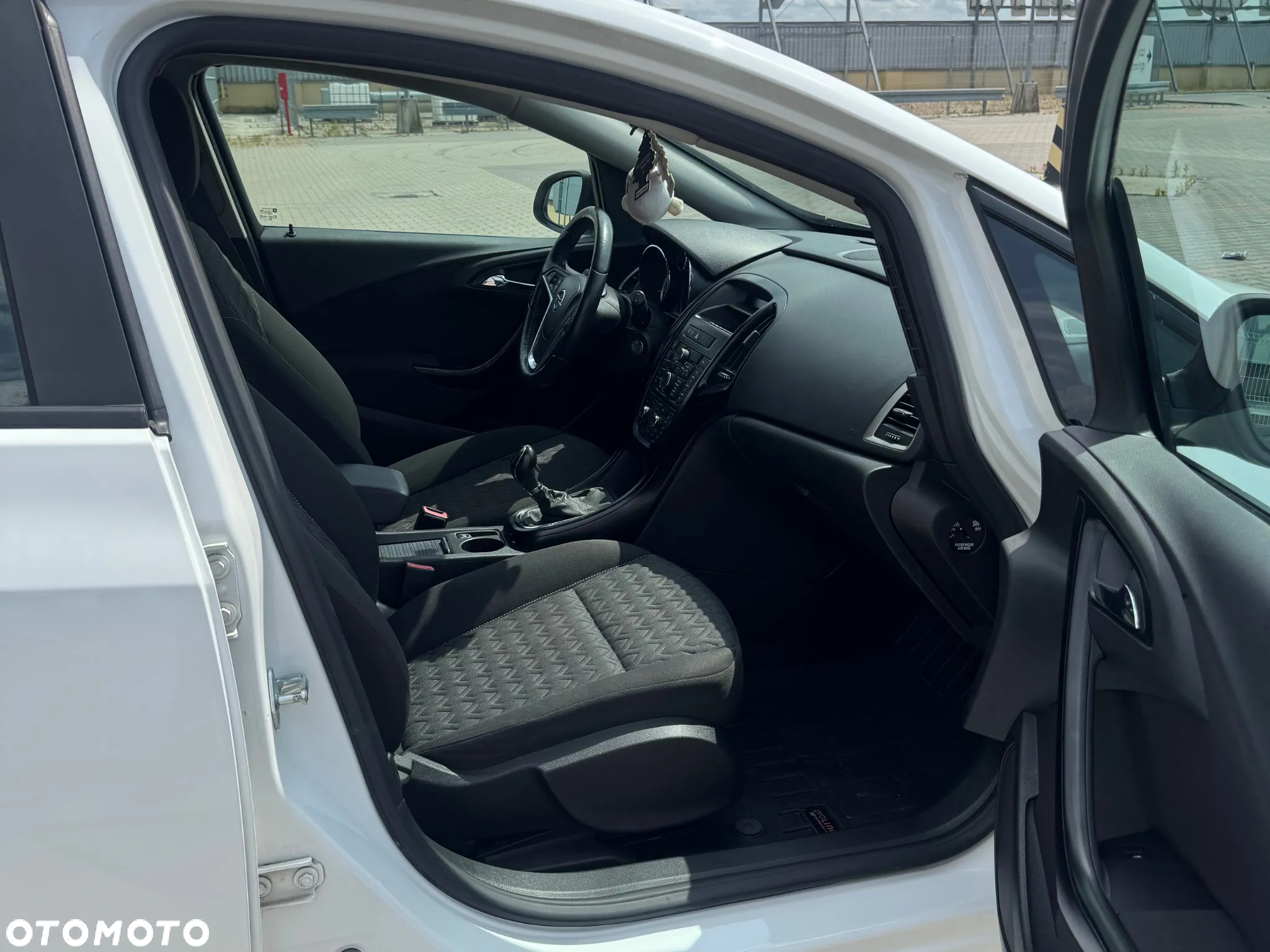 Opel Astra 1.4 Turbo Active - 26