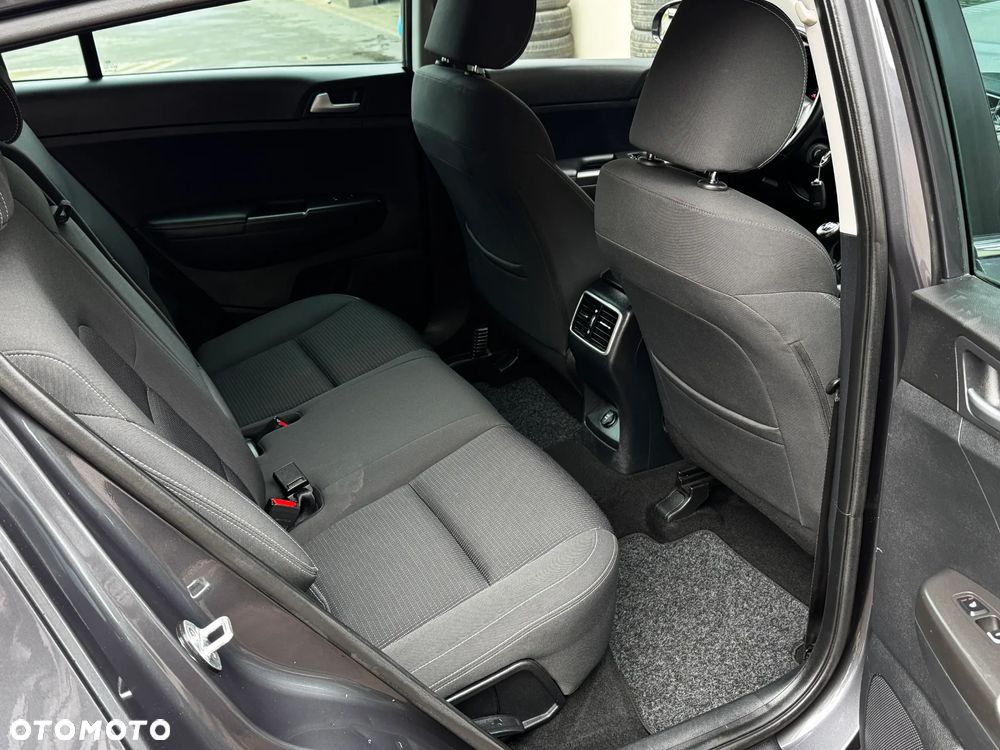 Kia Sportage 1.7 CRDI 2WD ISG Spirit - 17