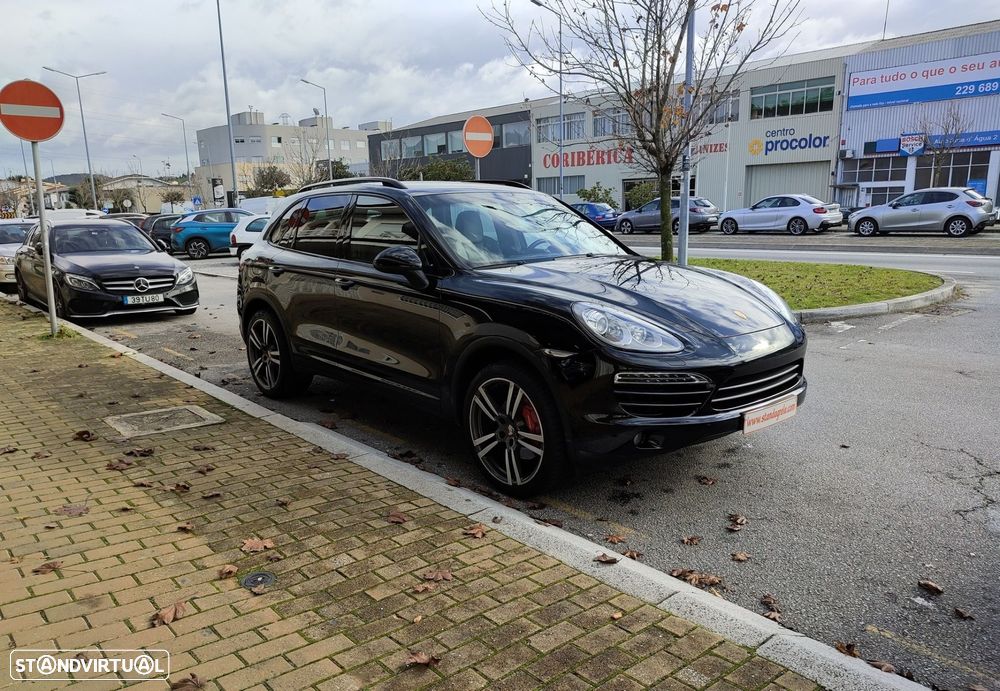 Porsche Cayenne Diesel Platinum Edition - 3