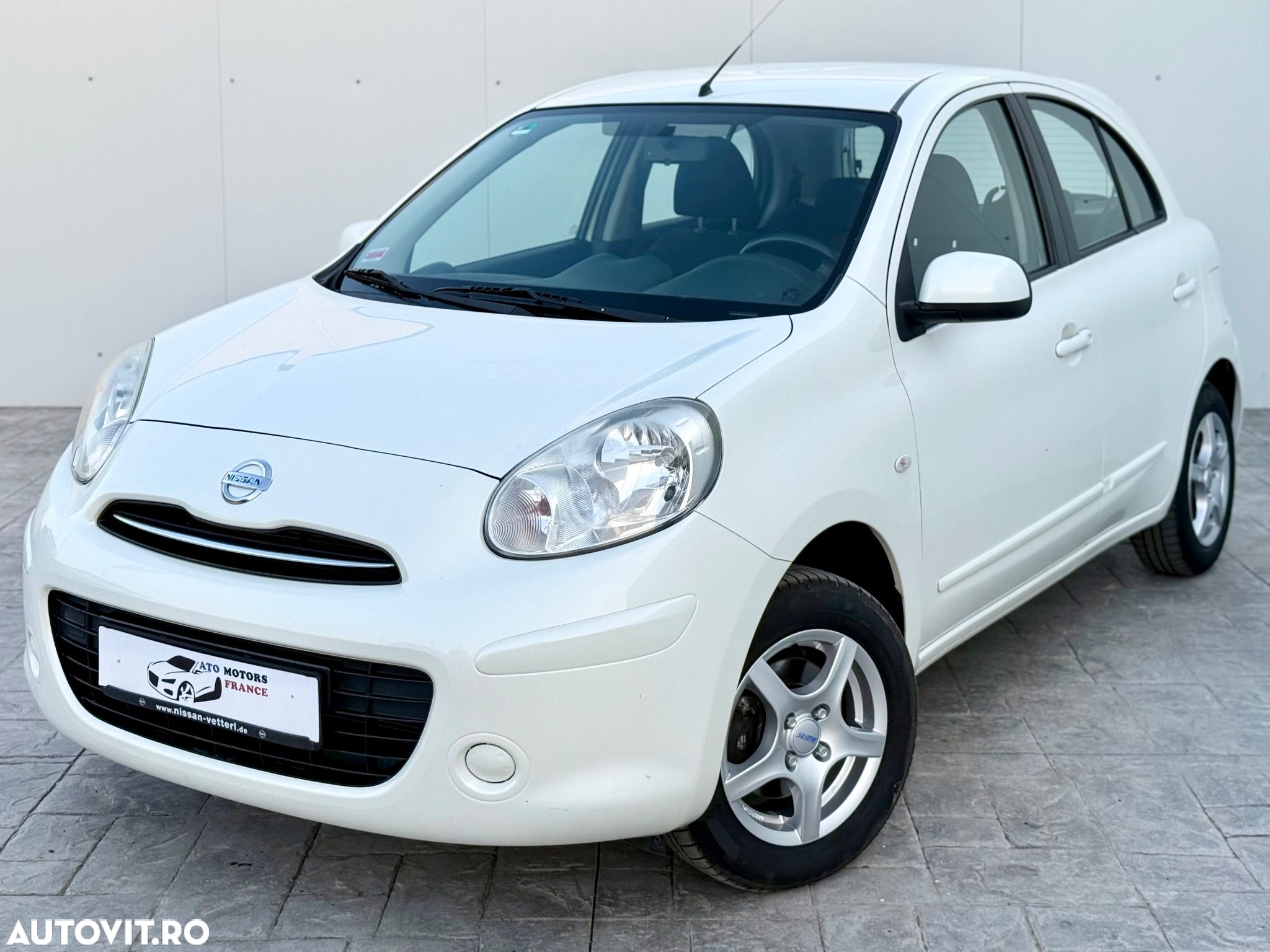 Nissan Micra 1.2 N-TEC - 1