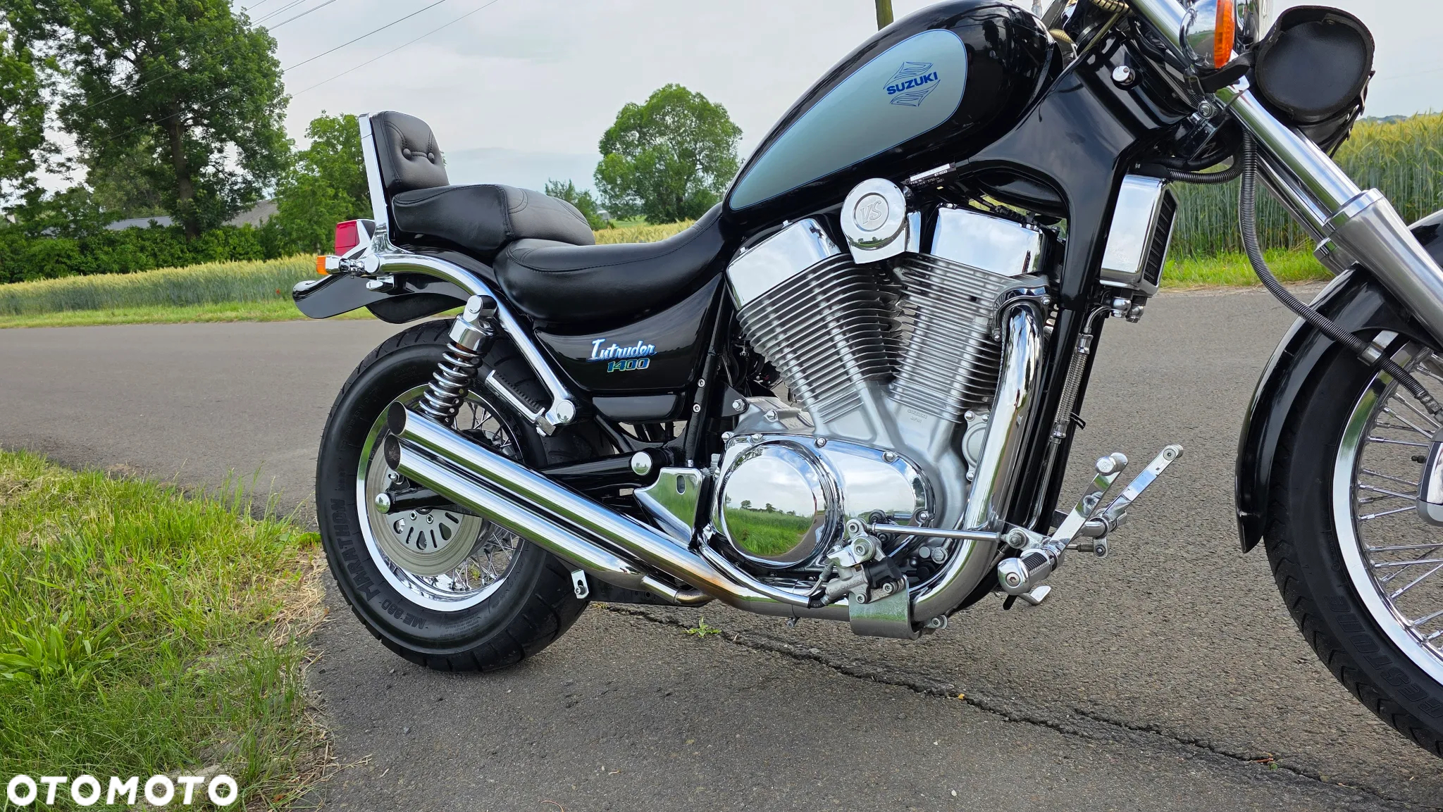 Suzuki Intruder - 26