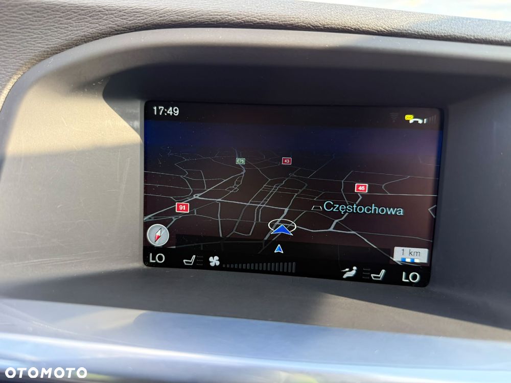 Volvo V60 D2 Drive-E Momentum - 30